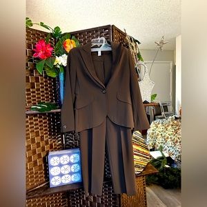 Chocolate brown Jones New York suit 6p
